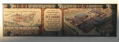 905201 Afbeelding van het tegeltableau 'Jaffa 1891-1941' op de zijgevel van 'Villa Jaffa', de voormalige ...